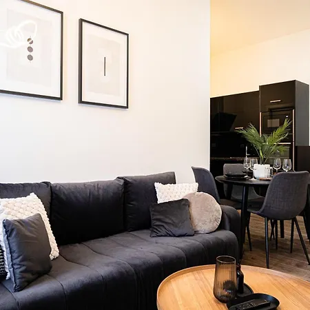 Apartamento Rentero Apartment, 5 Min National Muzeum Modern Black Rose Praga
