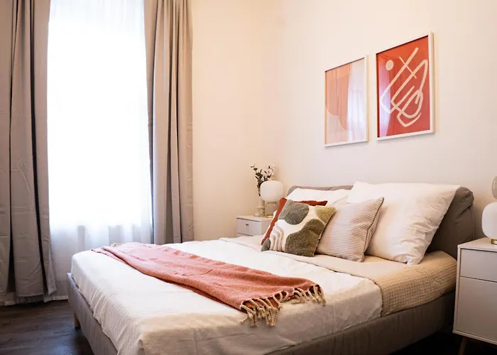 Rentero Apartment, 5 Min National Muzeum Modern Black Rose Apartment *