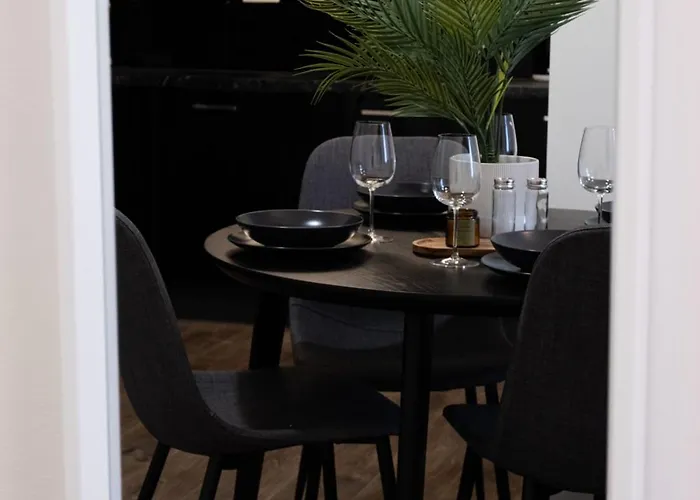 Rentero Apartment, 5 Min National Muzeum Modern Black Rose